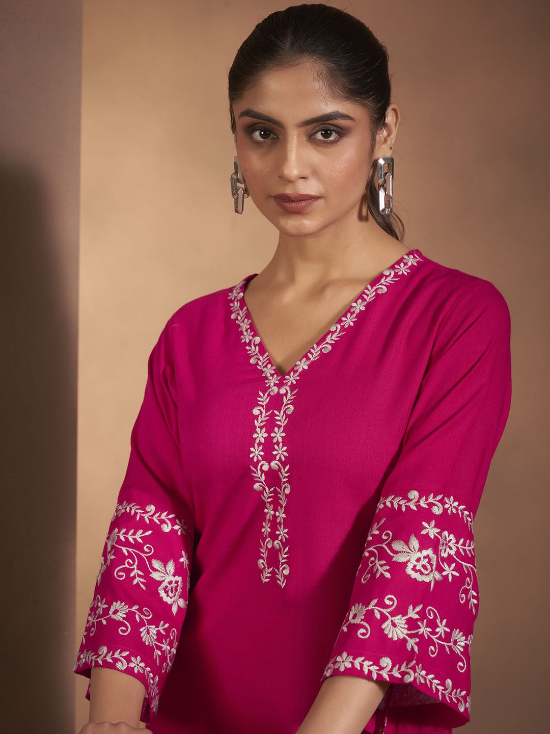 EMBROIDERY TOP in PINK color